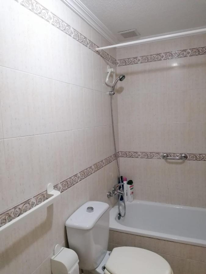 Gemuetliche Ferienwohnung In Torrevieja Ca100M Vom Strand Playa Del Cura Entfernt Exterior foto