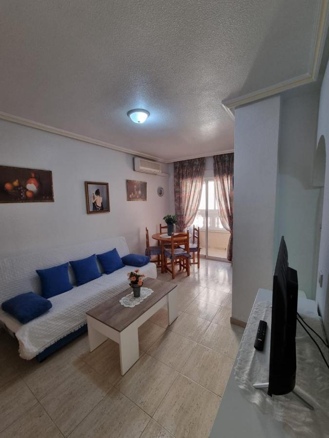 Gemuetliche Ferienwohnung In Torrevieja Ca100M Vom Strand Playa Del Cura Entfernt Exterior foto
